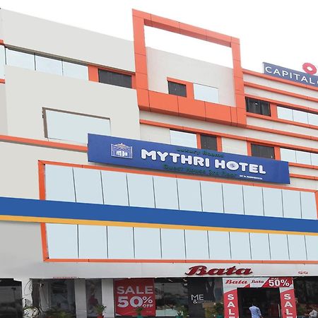 Super Mythri Hotel Near By Ecil, As Rao Nagar, Sainikpuri Maula Ali Exteriér fotografie