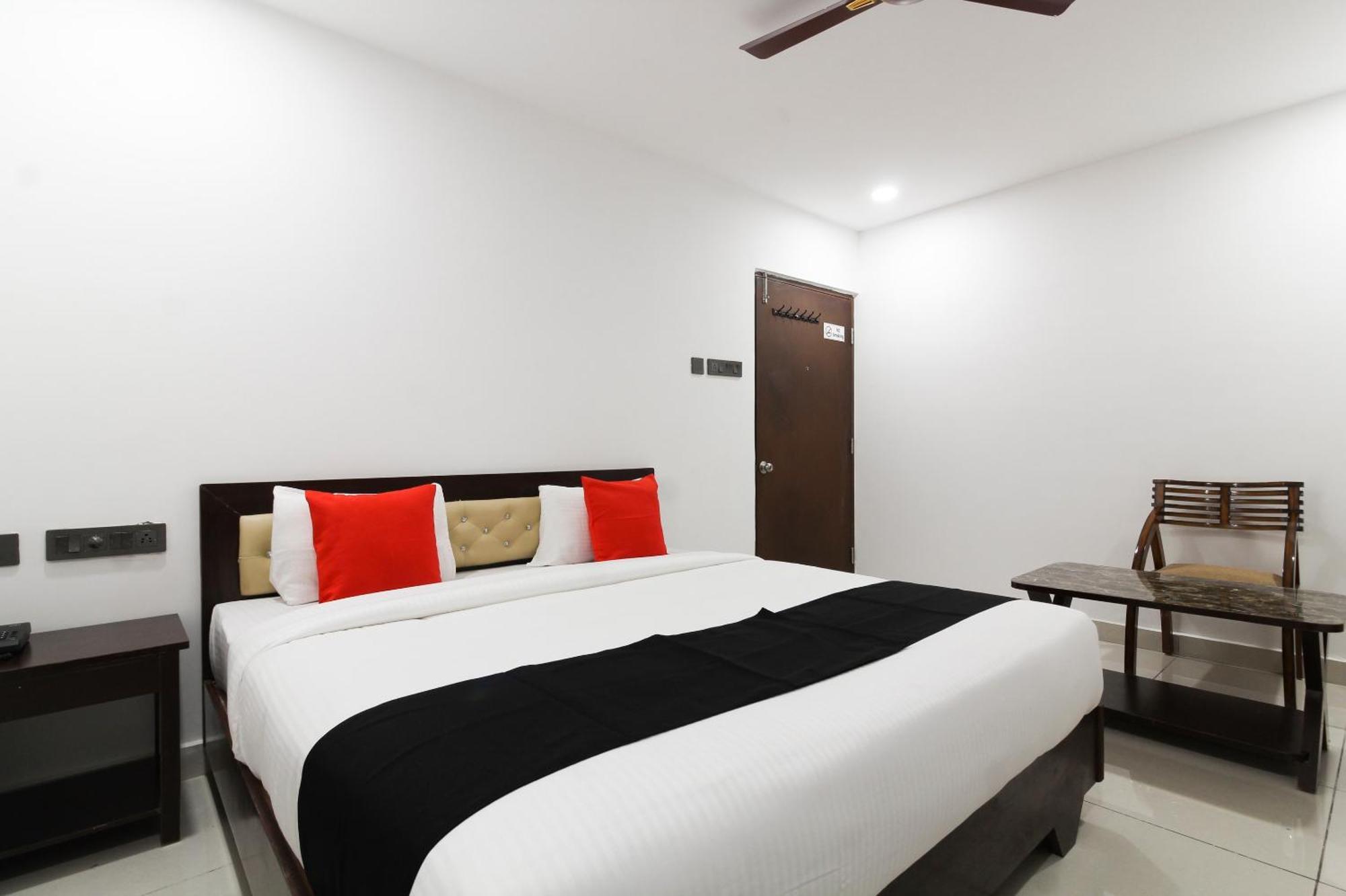 Super Mythri Hotel Near By Ecil, As Rao Nagar, Sainikpuri Maula Ali Exteriér fotografie