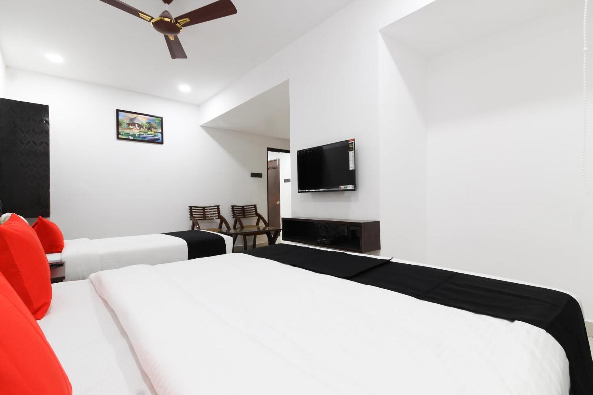 Super Mythri Hotel Near By Ecil, As Rao Nagar, Sainikpuri Maula Ali Exteriér fotografie